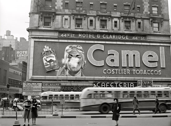 Times Square 1943